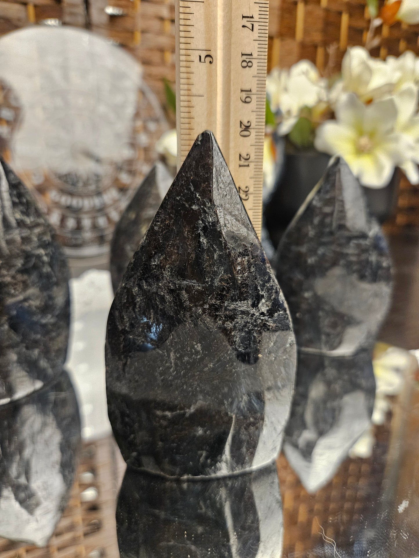Nuummite (Sorcerer's Stone) Portals