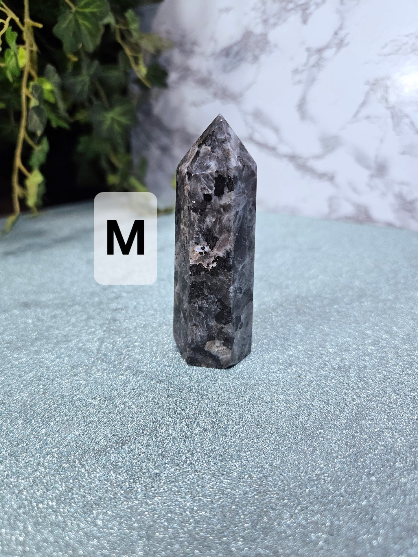 Larvikite Points