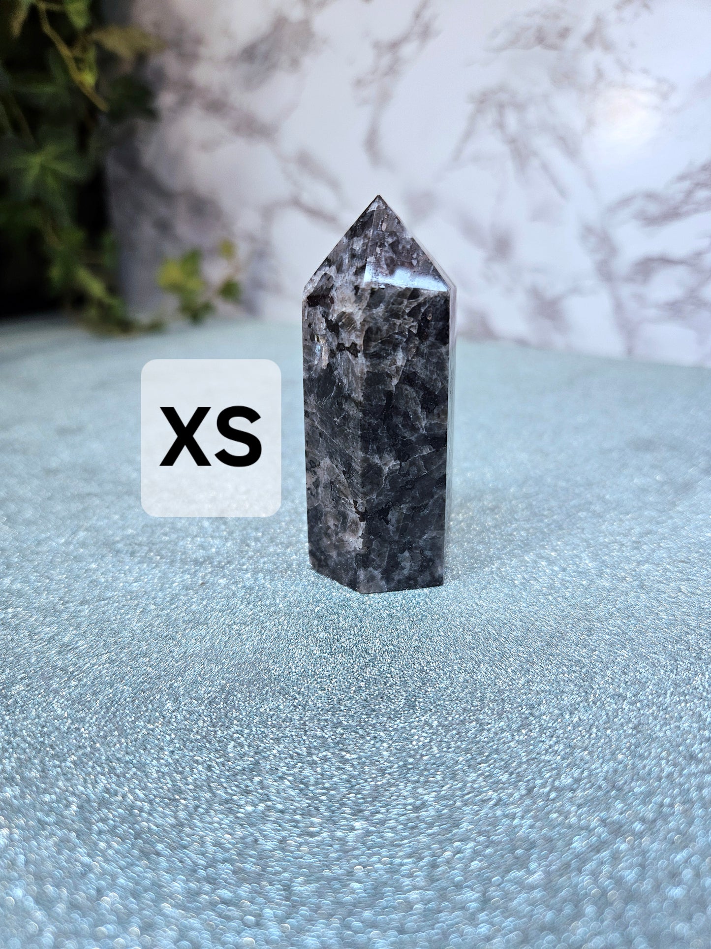 Larvikite Points