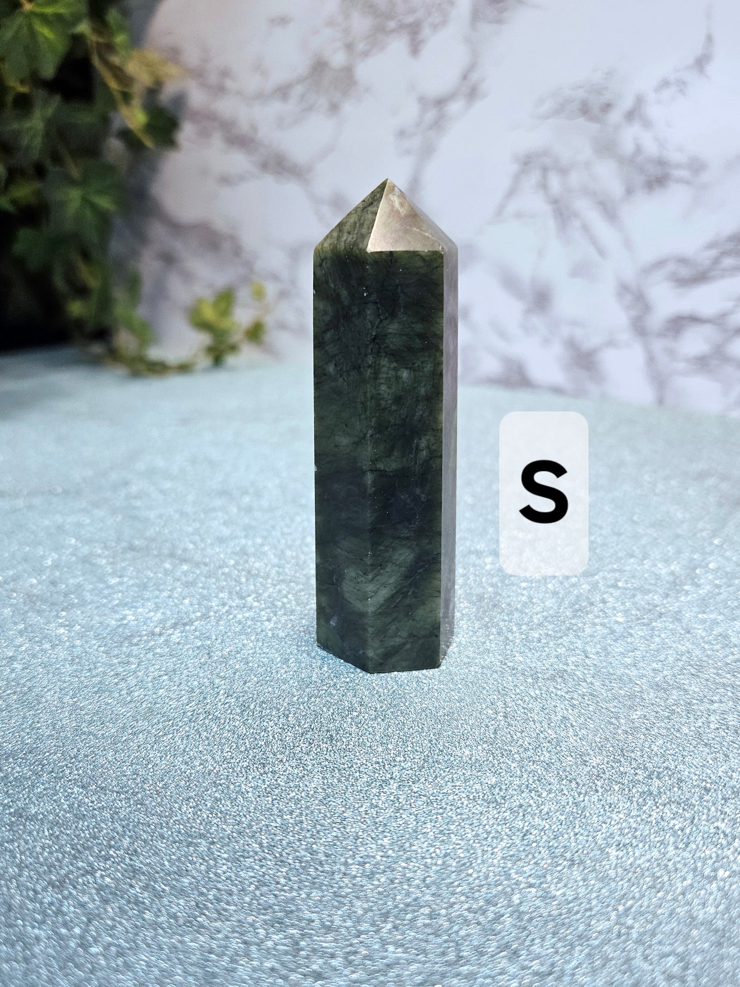 Green Serpentine Jade Points