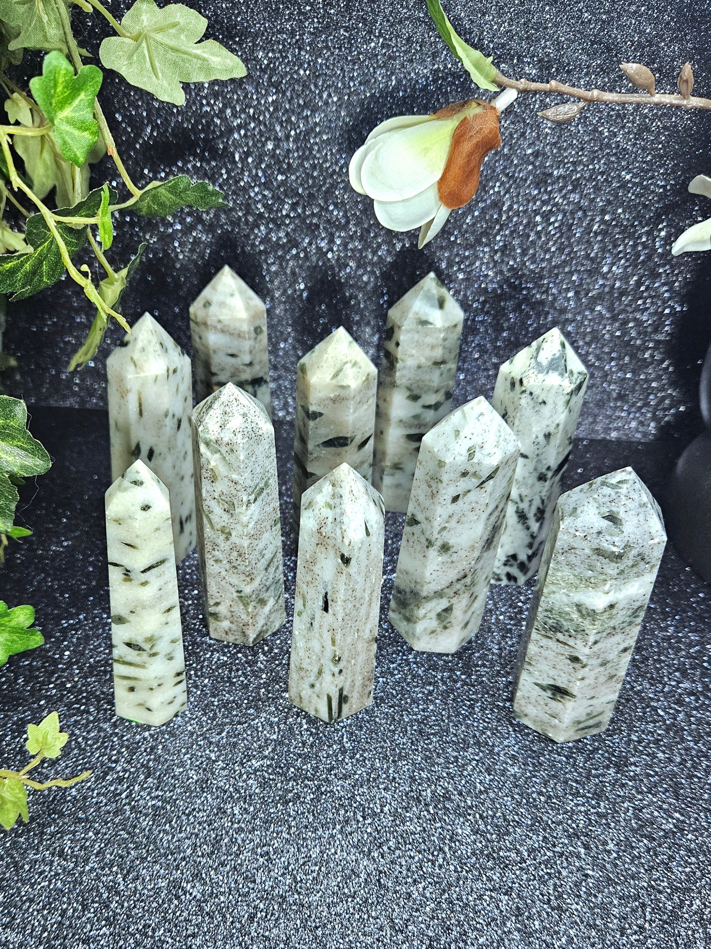 Green Tourmaline in Quarts Points