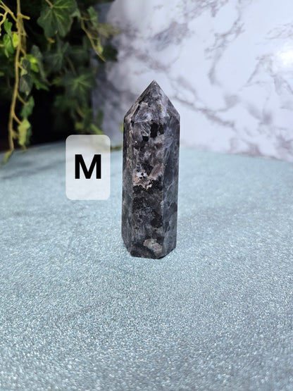 Larvikite Points