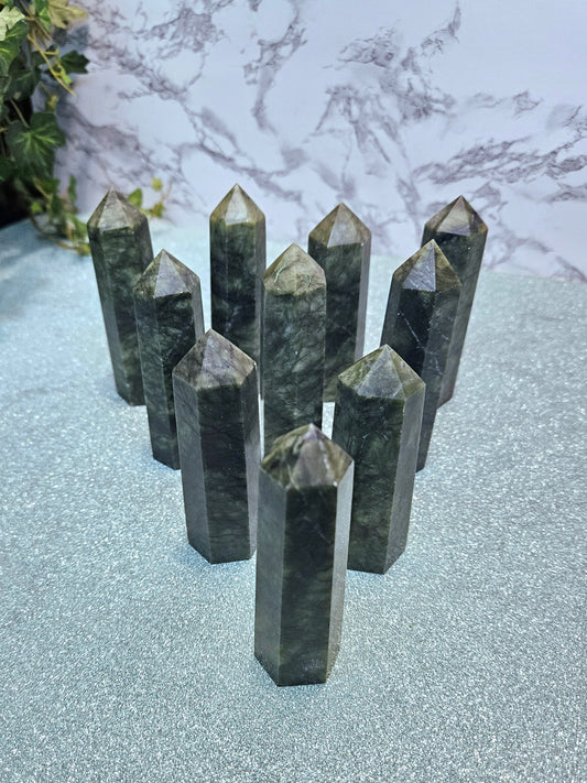 Green Serpentine Jade Points